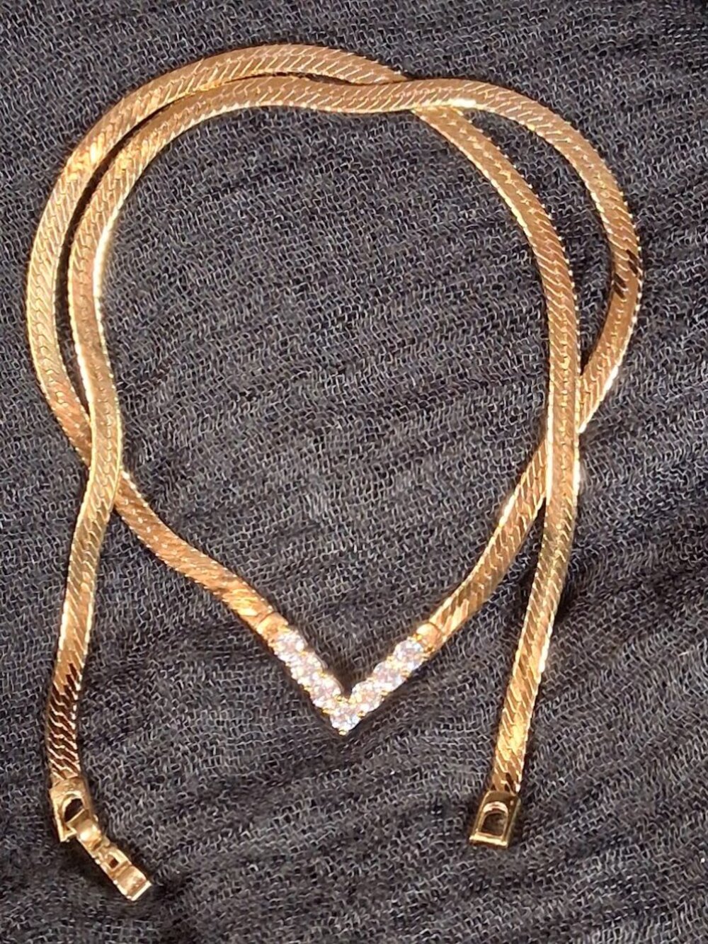 VTG Gold Herringbone Chevron V Necklace Clear Rhinestone Crystal Choker Chain - Picture 3 of 7